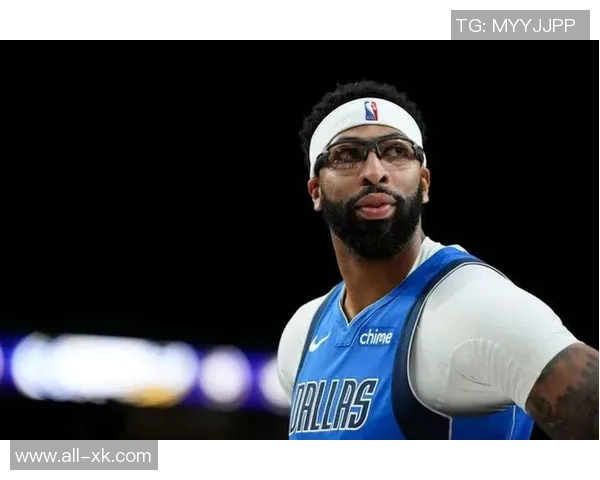 老鹰用里萨谢换浓眉交易缺乏意义专家认为不太可能发生